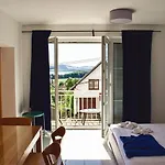 Alloggio in famiglia Lakeview