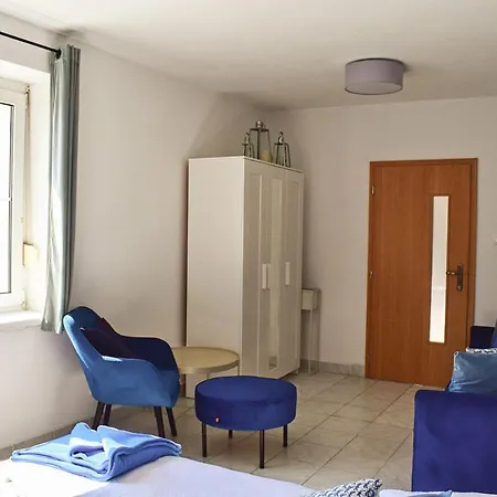 Kwatera prywatna Lakeview