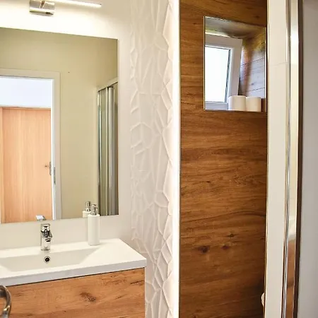 ホームステイ Lakeview