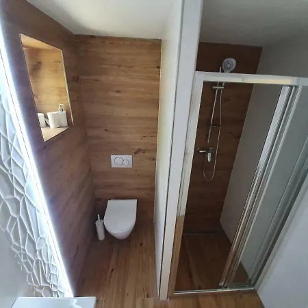 Lakeview Kwatera prywatna *