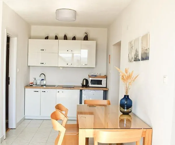 홈스테이 Lakeview 립토브스키트로노벡