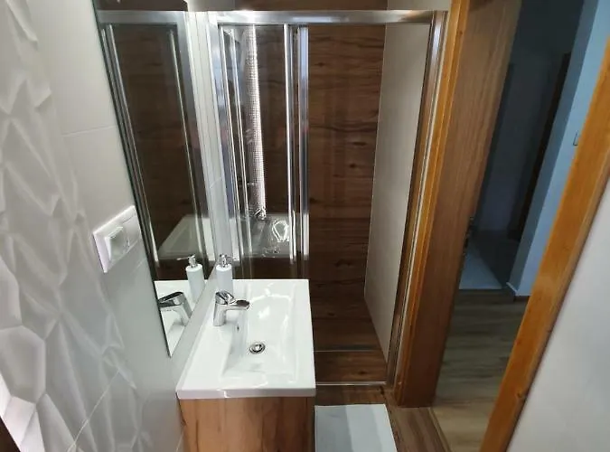 Lakeview 립토브스키트로노벡