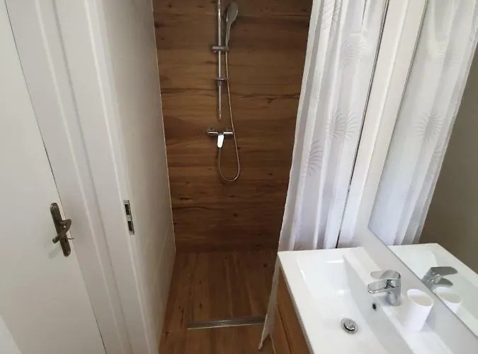 Lakeview 홈스테이 *